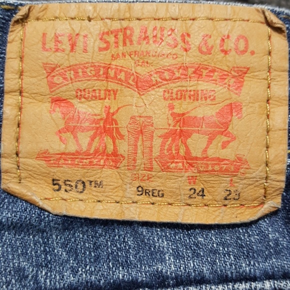 Levis - Picture 6 of 6